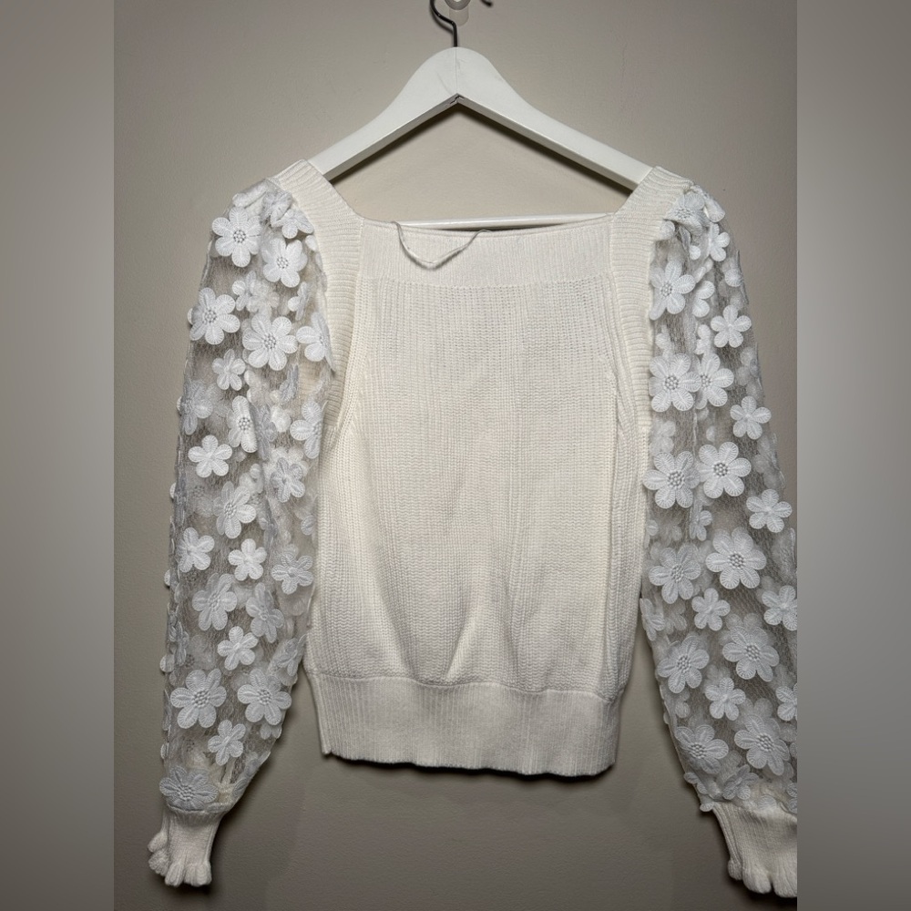 LAST CHANCE French Connection Cream Floral Mesh Sleeve Knit Top Size M - Picture 5 of 8